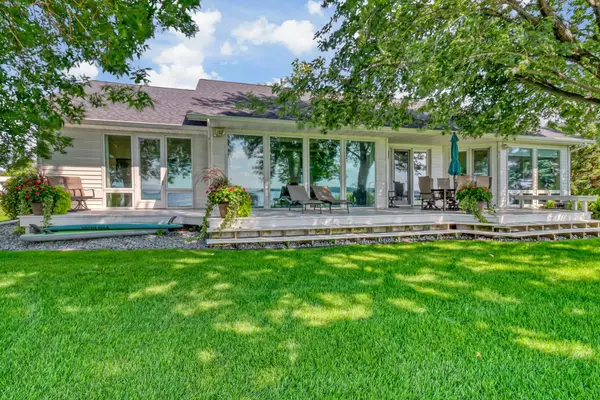 1760 E Shore Drive, Detroit Lakes, MN 56501