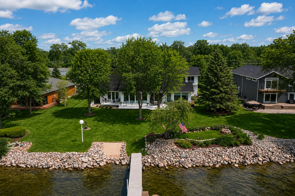 1760 E Shore Drive, Detroit Lakes, MN 56501