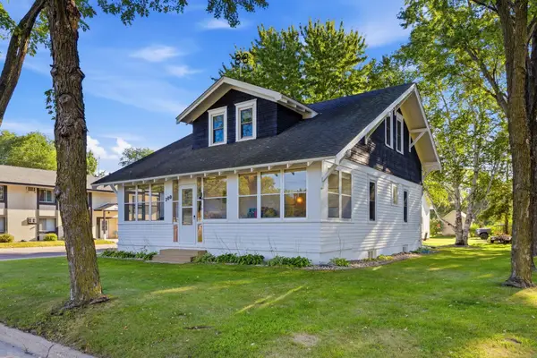 200 Juniper Street S, Lester Prairie, MN 55354