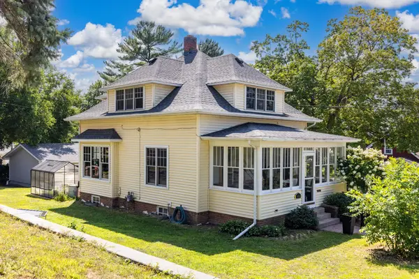 115 Mill Street E, Cannon Falls, MN 55009
