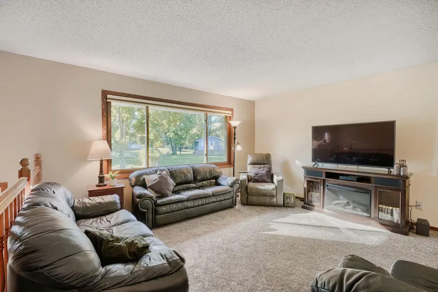 16820 Honeysuckle Lane, Eden Prairie, MN 55346 - #2