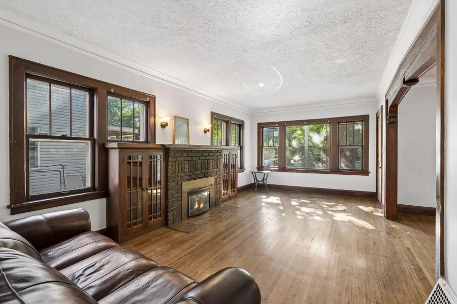 2323 Ilion Avenue N, Minneapolis, MN 55411 - #3