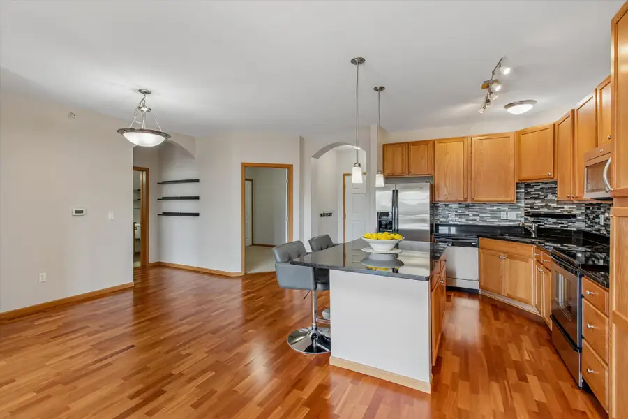 12501 Nicollet Avenue #425, Burnsville, MN 55337 - #3
