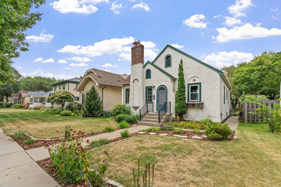 2722 Garfield Street Ne, Minneapolis, MN 55418 - #3