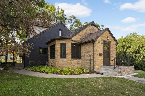 1251 Macarthur Avenue, Saint Paul, MN 55118