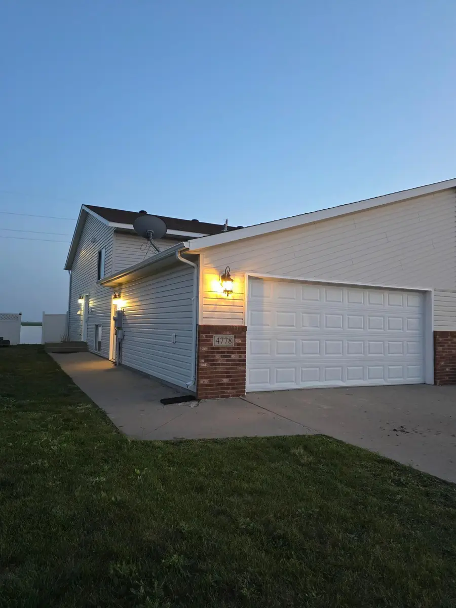 4778 51st Avenue S, Fargo, ND 58104 - #2