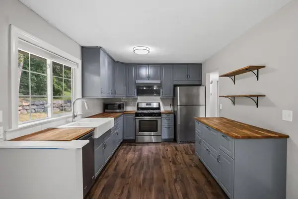 10340 Decatur Avenue S, Bloomington, MN 55438