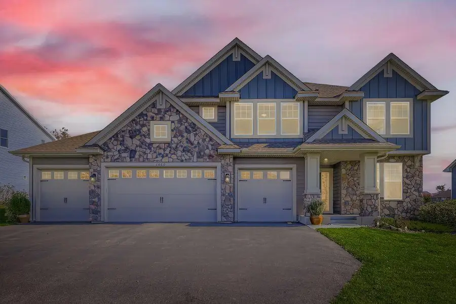 1660 Hackamore Drive, Victoria, MN 55386 - #2