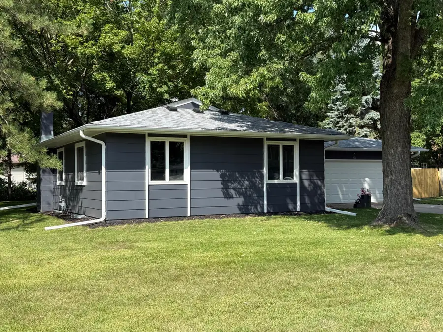 420 Livingston Court, Northfield, MN 55057 - #2