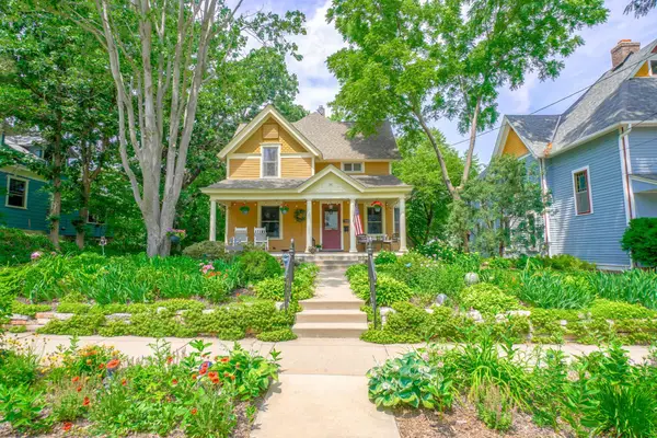 510 Olive Street W, Stillwater, MN 55082