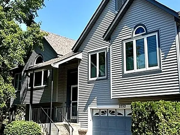 2552 Manitou Lane, White Bear Lake, MN 55110