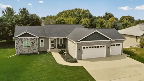 2238 Glady Lane Ne, Rochester, MN 55906