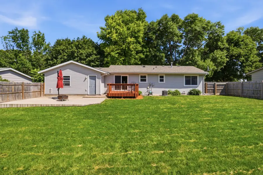 1217 27th Street Nw, Willmar, MN 56201 - #3