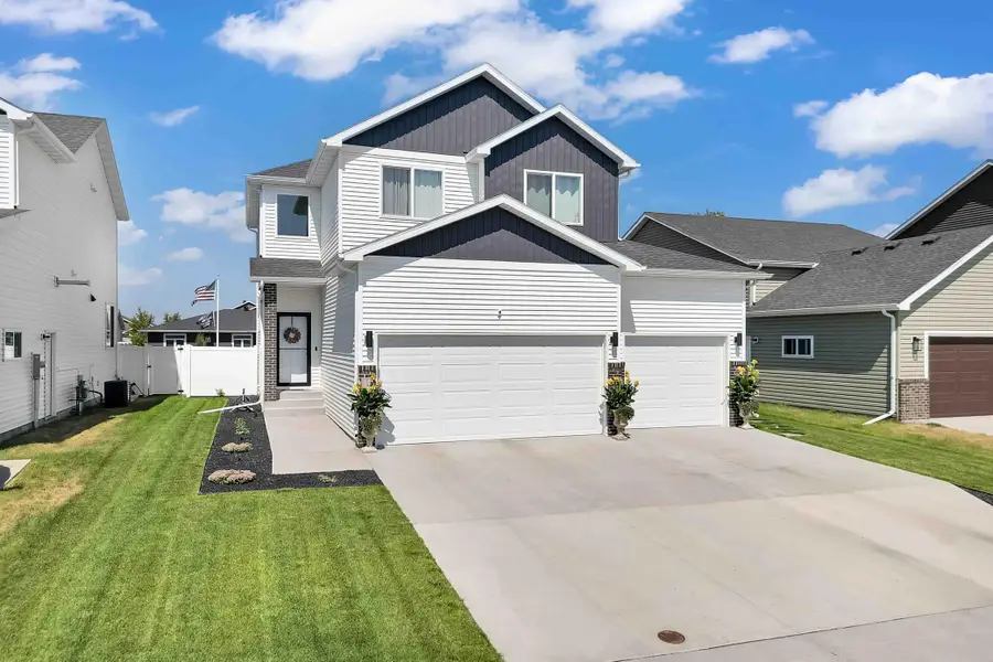 1338 27th Avenue W, West Fargo, ND 58078 - #2
