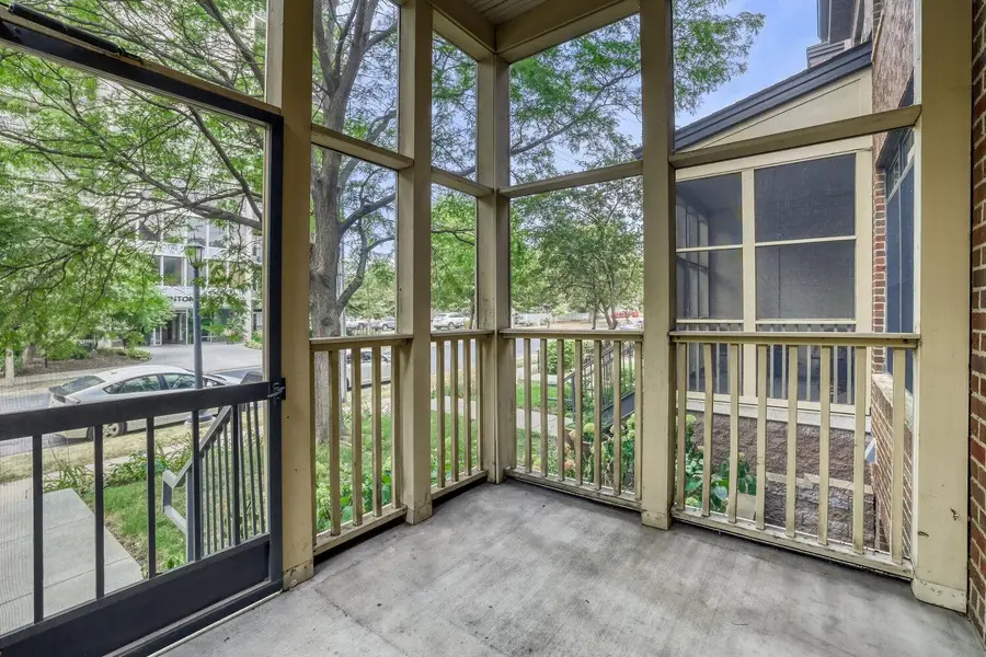 811 Thornton Street Se, Minneapolis, MN 55414 - #3