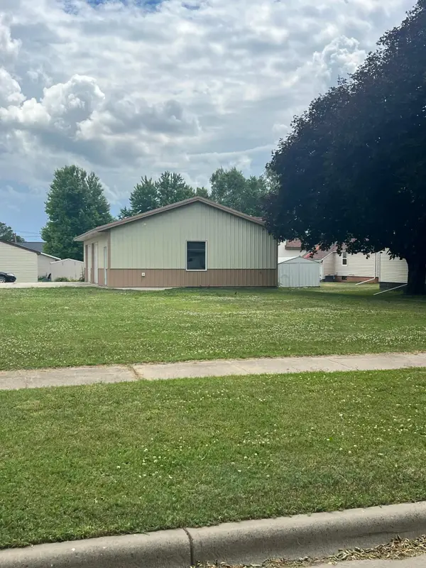 317 W 2nd Street, Madison, MN 56256