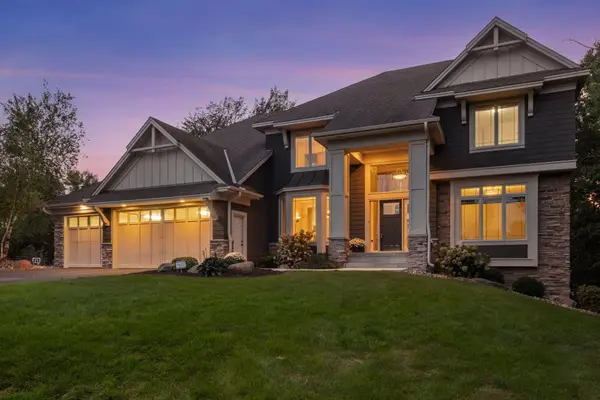 21180 Wellington Place, Lakeville, MN 55044
