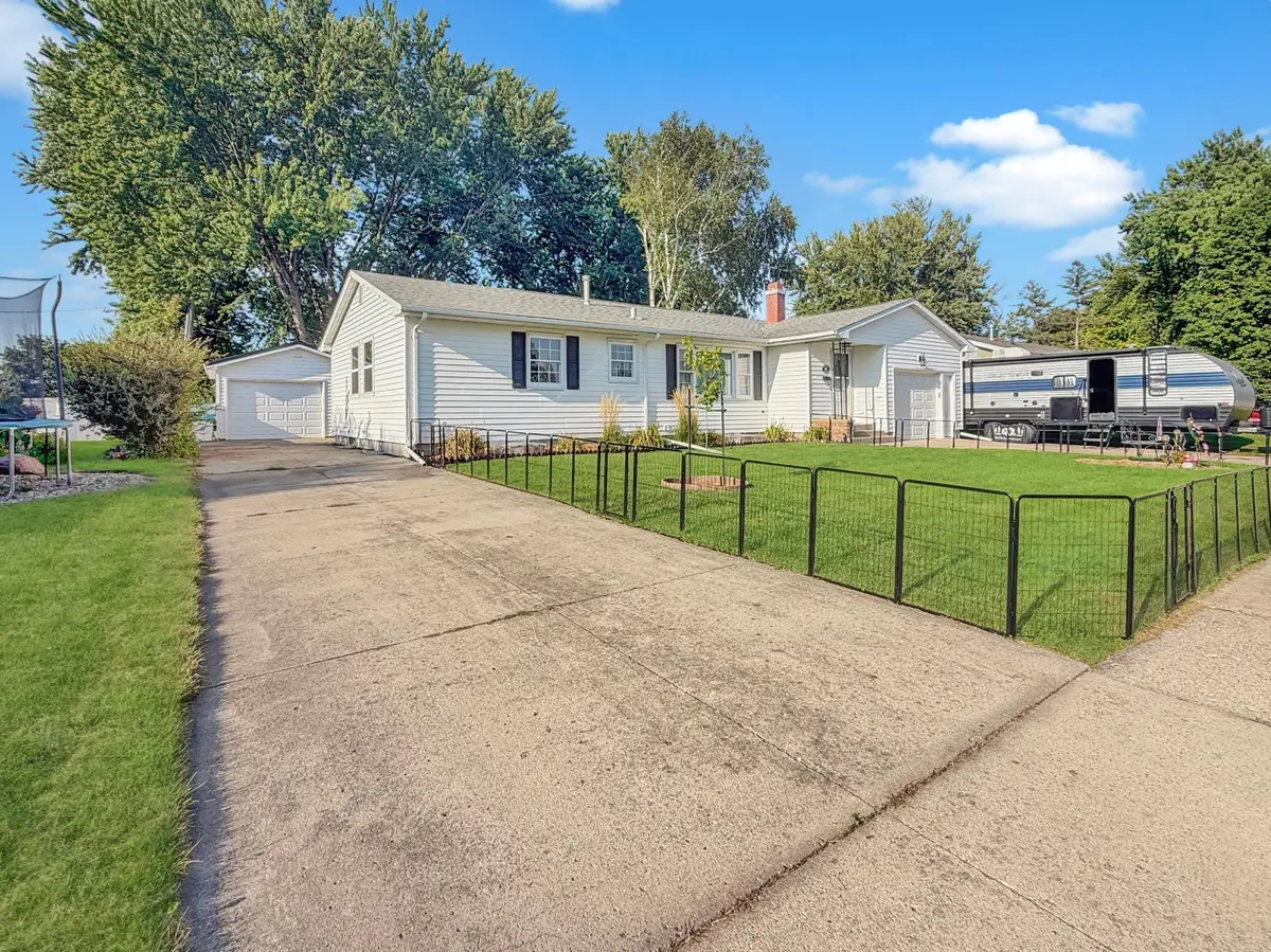 609 Washington Avenue, Fairmont, MN 56031 - #1
