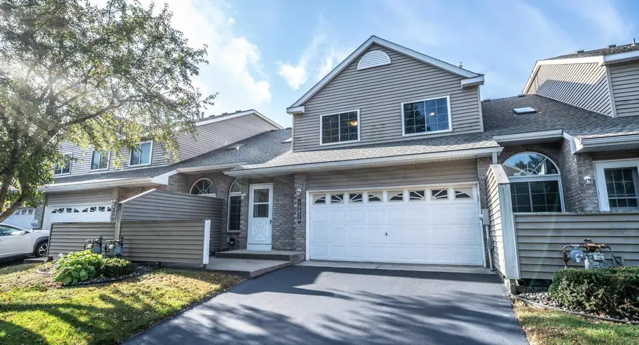 13826 Granada Way, Apple Valley, MN 55124 - #2