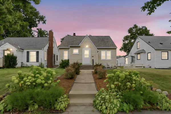 1238 Grotto Street N, Saint Paul, MN 55117
