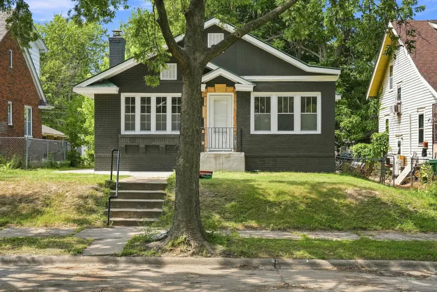 3237 Sheridan Avenue N, Minneapolis, MN 55412 - #2