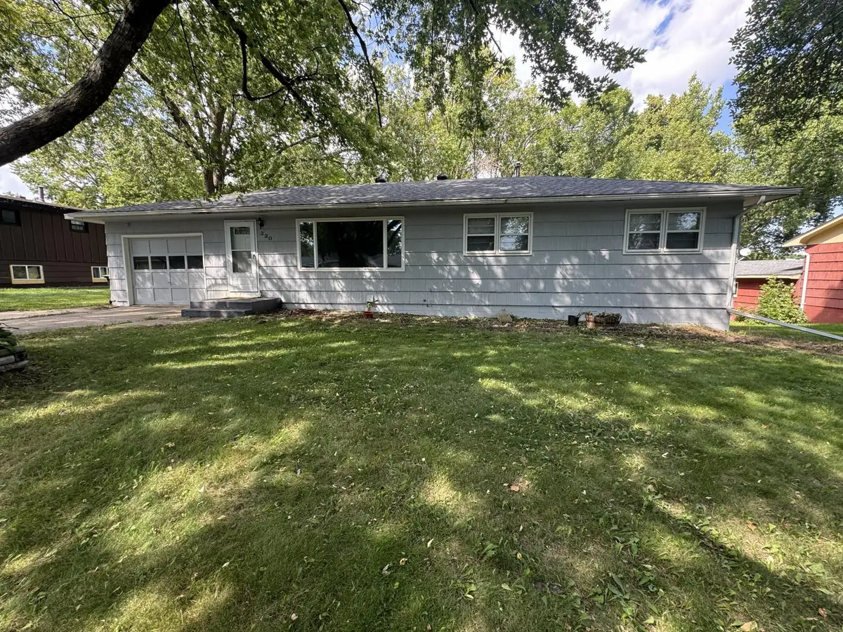 220 Terrace Drive Sw, Willmar, MN 56201 - #1