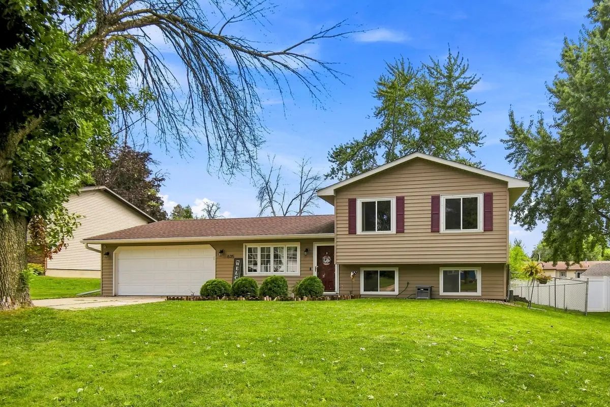 635 23rd Street Ne, Owatonna, MN 55060 - #1