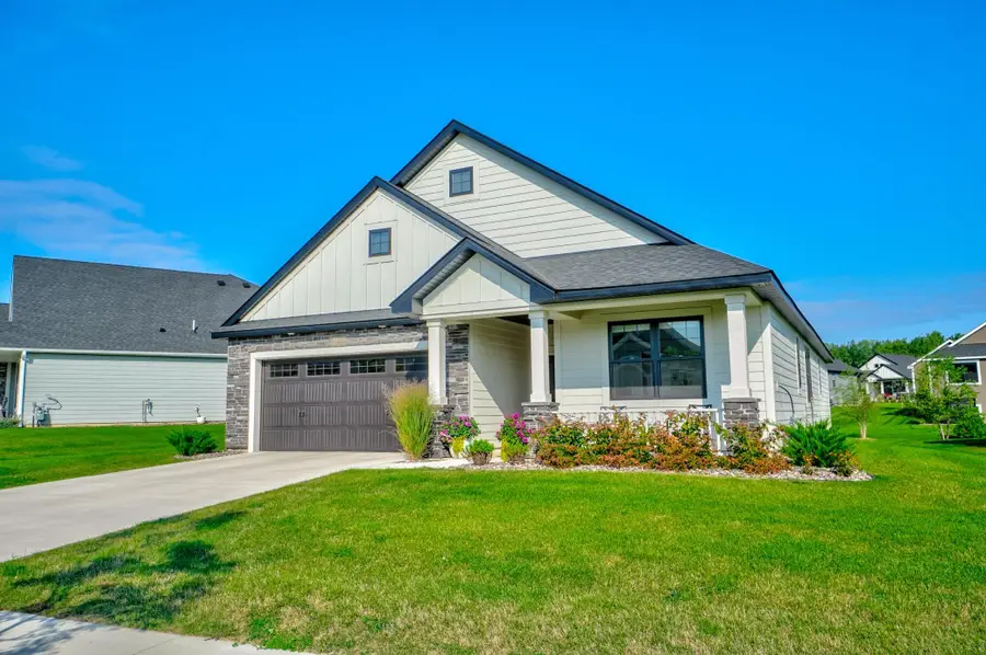 11404 Kings Court N, Lake Elmo, MN 55042 - #2