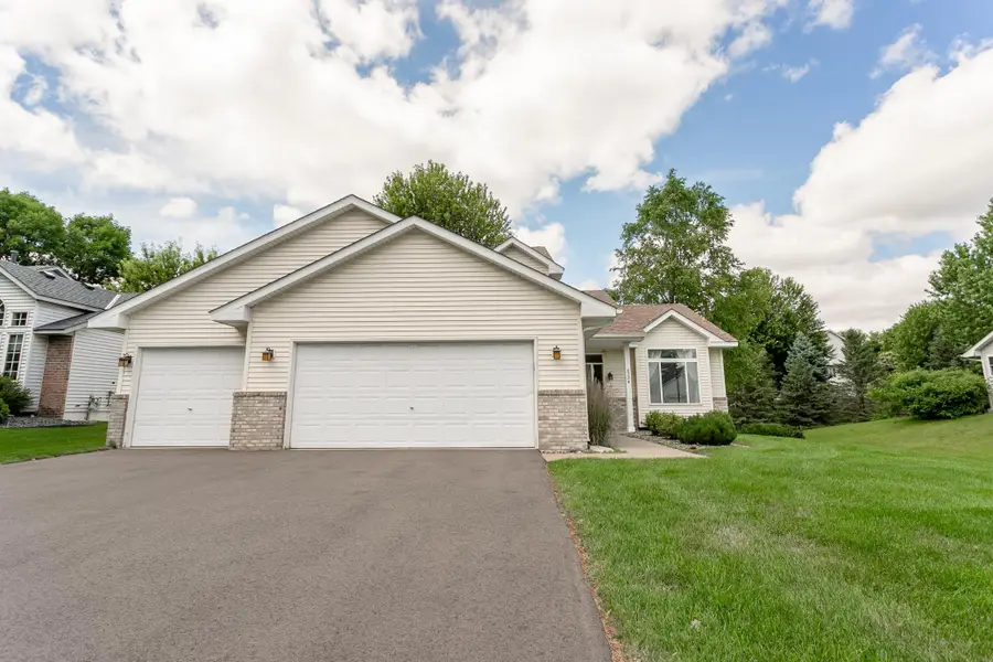 8284 Ashford Road, Woodbury, MN 55125 - #3