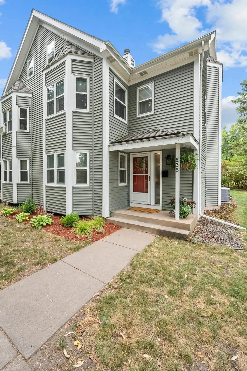 235 Kent Street, Saint Paul, MN 55102 - #1
