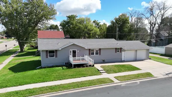 215 2nd Avenue Ne, Hayfield, MN 55940
