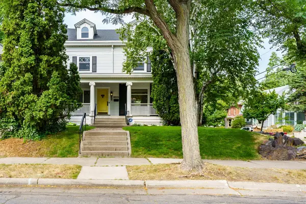 2500 Humboldt Avenue S, Minneapolis, MN 55405