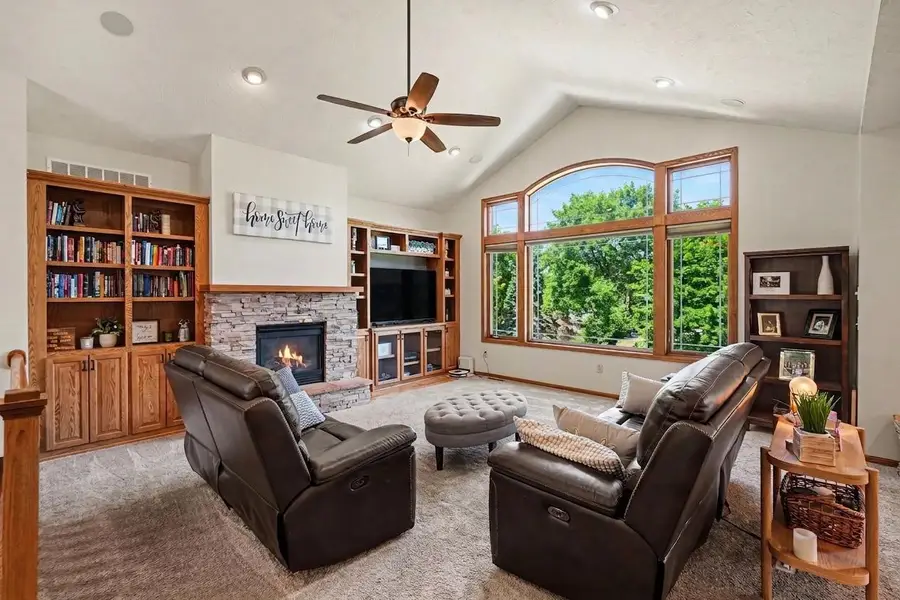 301 9th Street Se, New Prague, MN 56071 - #3