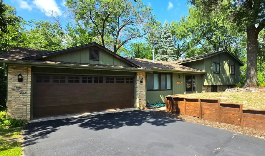 12123 Red Oak Court S, Burnsville, MN 55337 - #2