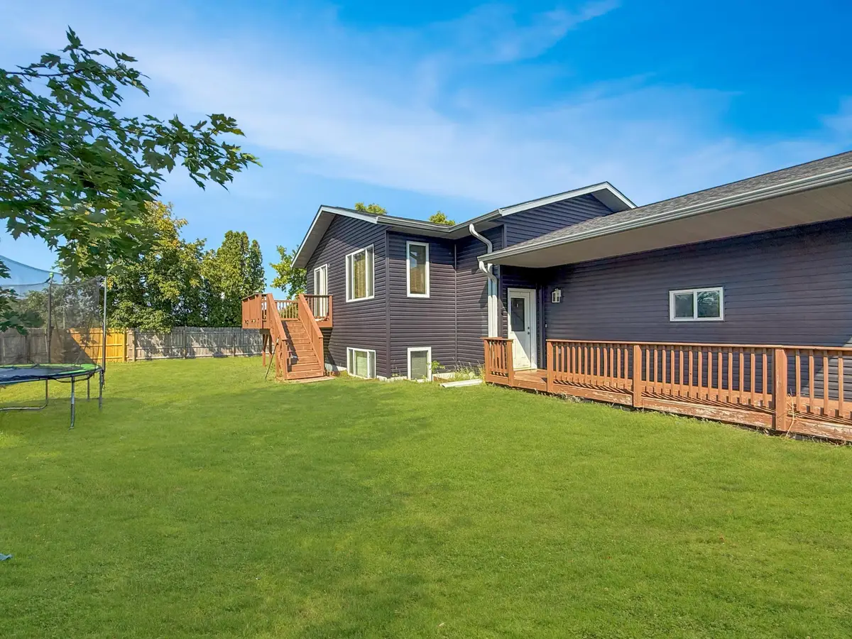 105 Walborg Avenue Ne, Bemidji, MN 56601 - #1