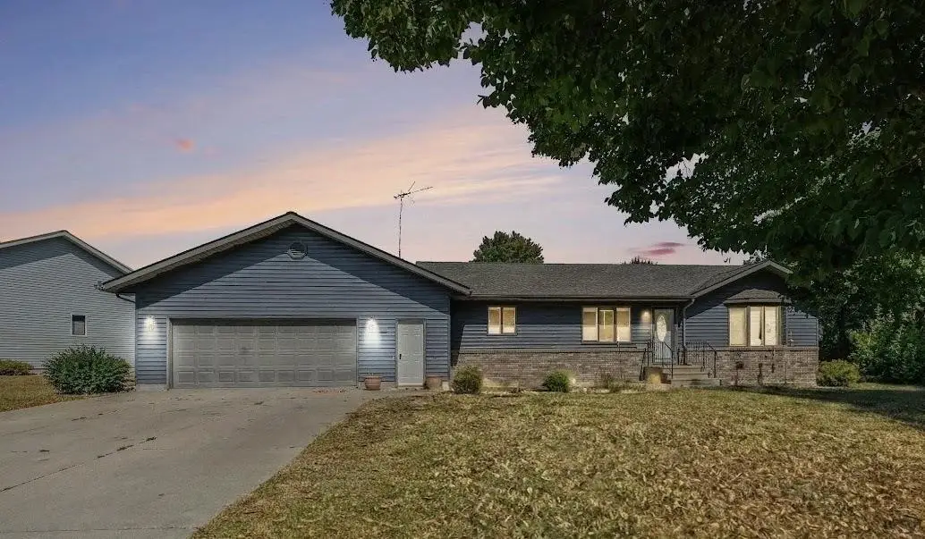 610 W Maple Street, Edgerton, MN 56128 - #1