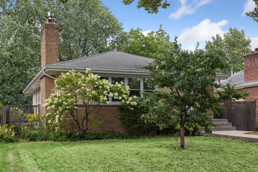 2814 Irving Avenue N, Minneapolis, MN 55411 - #2