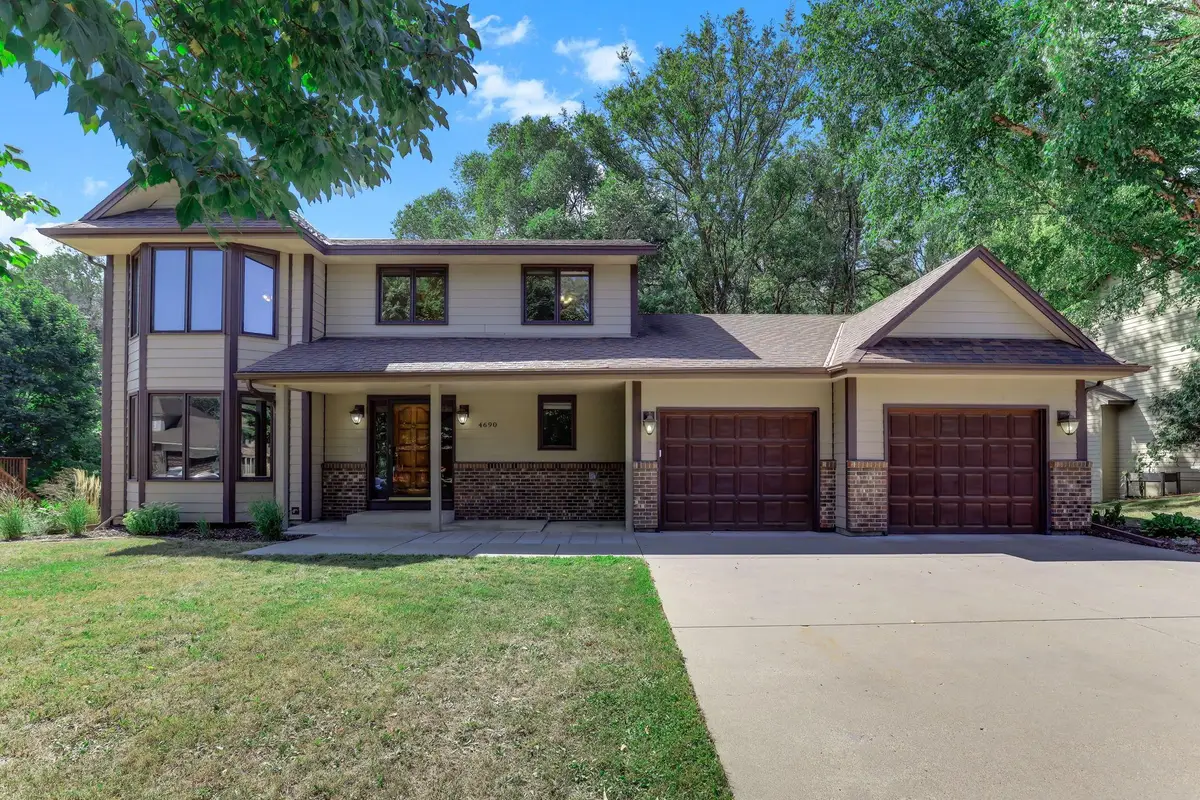 4690 Parkridge Drive, Eagan, MN 55123 - #1