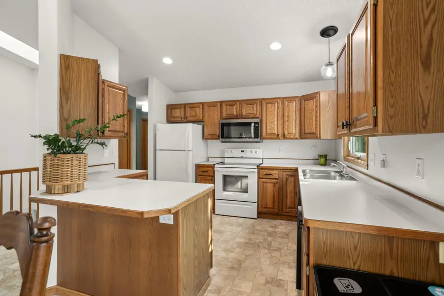 3303 30th Avenue S, Fargo, ND 58103 - #3