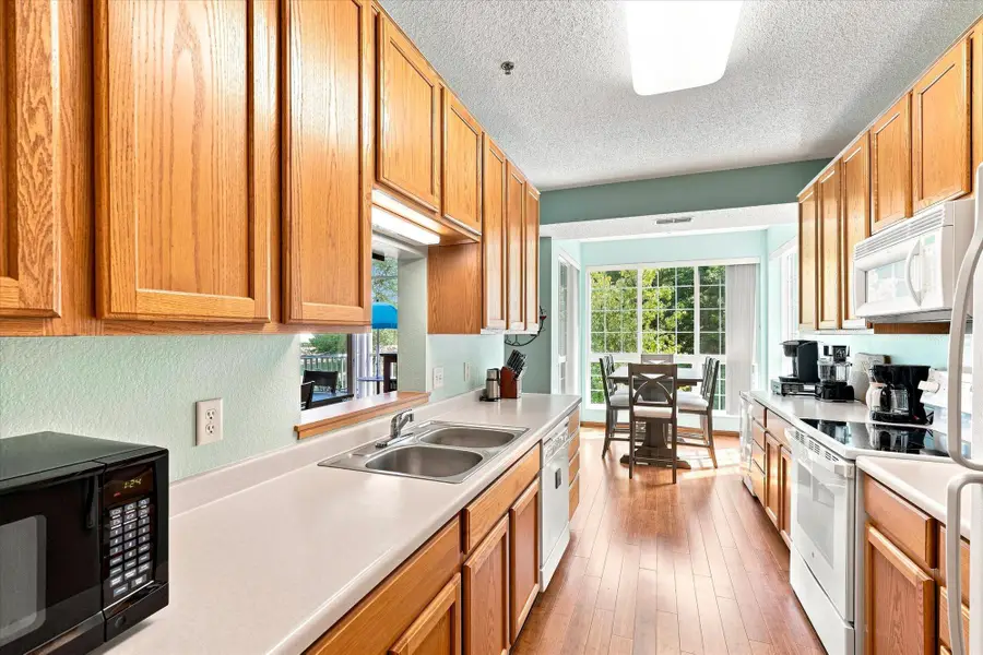 15001 Burnhaven Drive #207, Burnsville, MN 55306 - #3