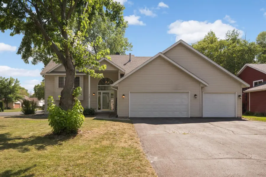 2180 63rd Street E, Inver Grove Heights, MN 55077 - #2