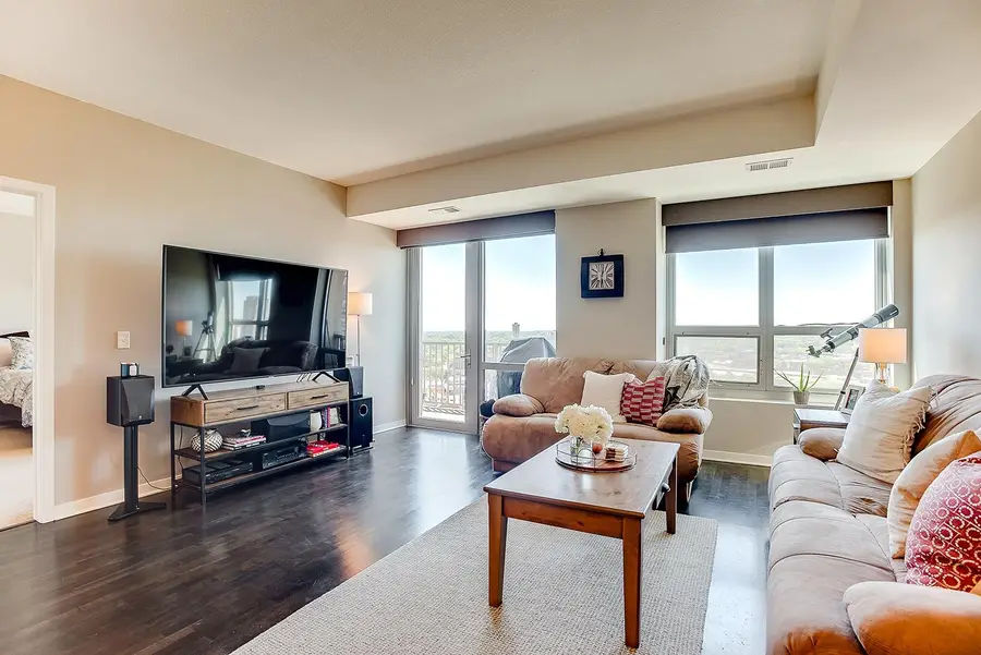 929 Portland Avenue #1807, Minneapolis, MN 55404 - #3