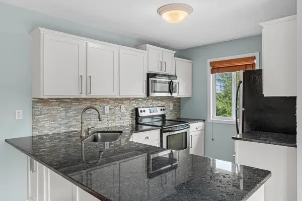 5686 Otter View Trail #44, White Bear Lake, MN 55110
