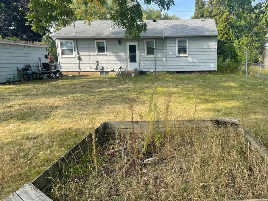 150 Roselawn Avenue E, Maplewood, MN 55117 - #3