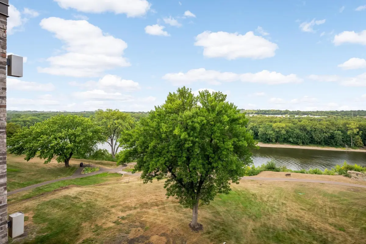 1077 Sibley Memorial Highway #605, Mendota Heights, MN 55118 - #1