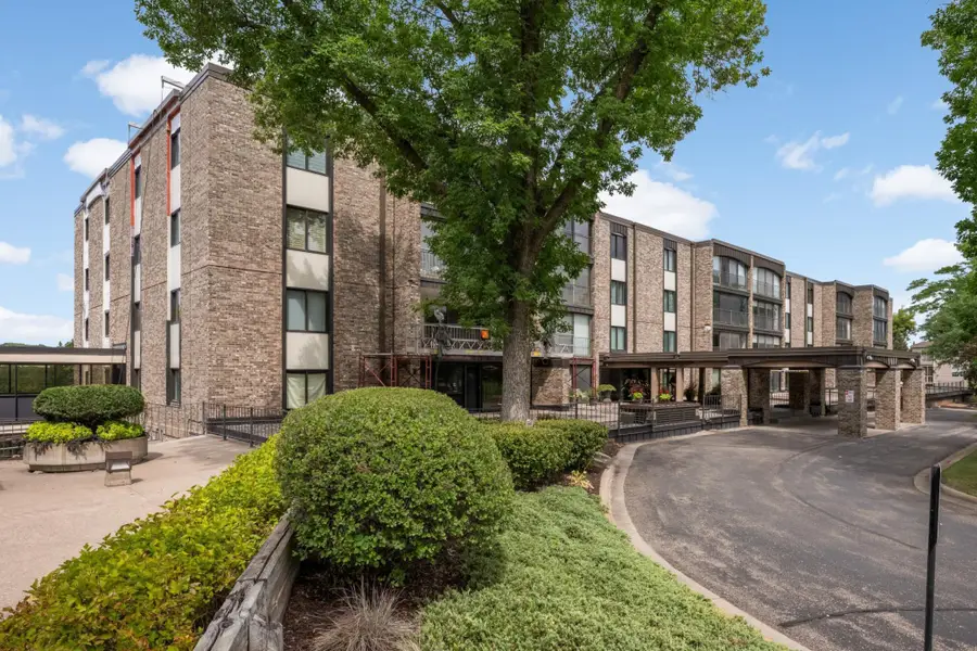 1077 Sibley Memorial Highway #605, Mendota Heights, MN 55118 - #2