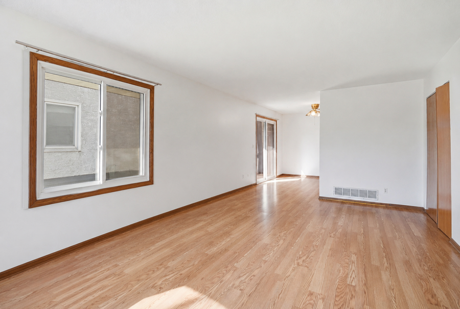 1561 Clarence Street, Saint Paul, MN 55106 - #2