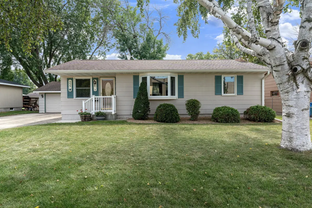 555 15th Street Ne, Owatonna, MN 55060 - #1