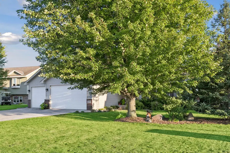 1305 Mulberry Avenue Ne, Montgomery, MN 56069 - #3