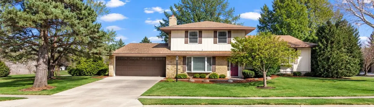 829 Mcintosh Drive, Apple Valley, MN 55124 - #1